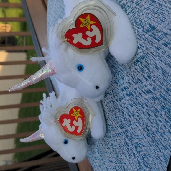 TY MYSTIC Beanie Baby Mystic the Unicorn Iridescent Horn Collectibles BD 5-21-94 - Picture 2 of 13